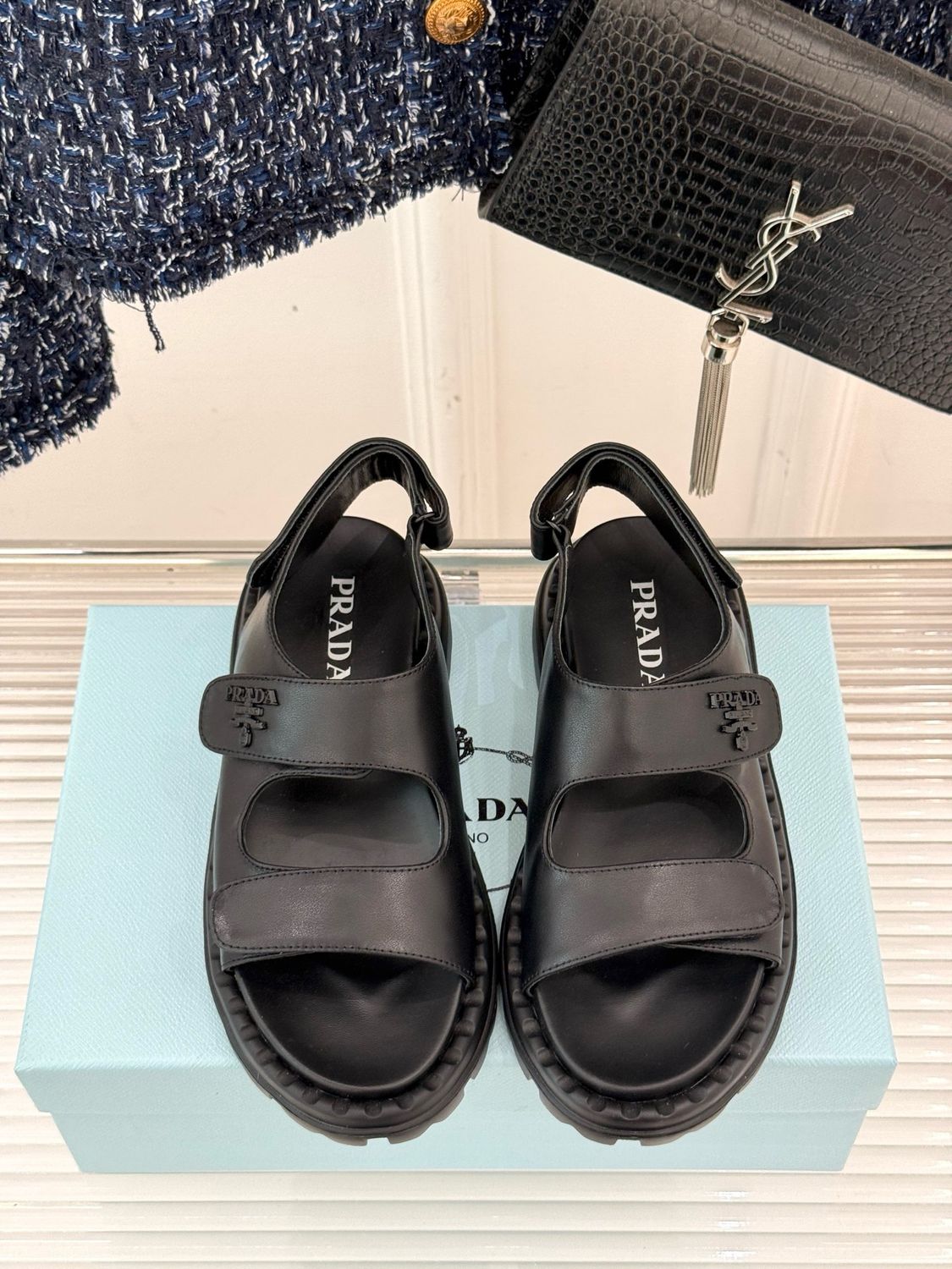 Prada women sandals DARD01