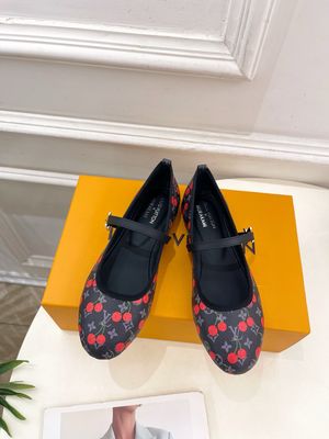 Louis Vuitton women shoes OAIE06