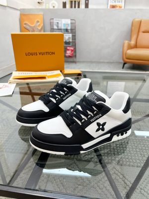 Louis Vuitton men shoes IAOE08