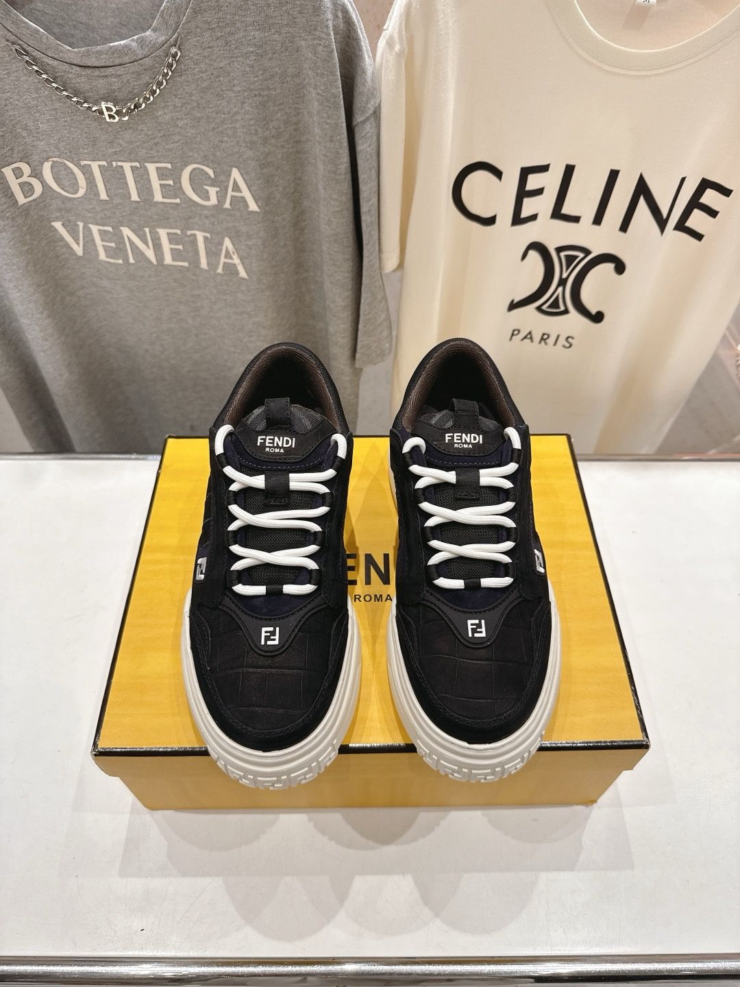 Fendi men shoes JAOG01