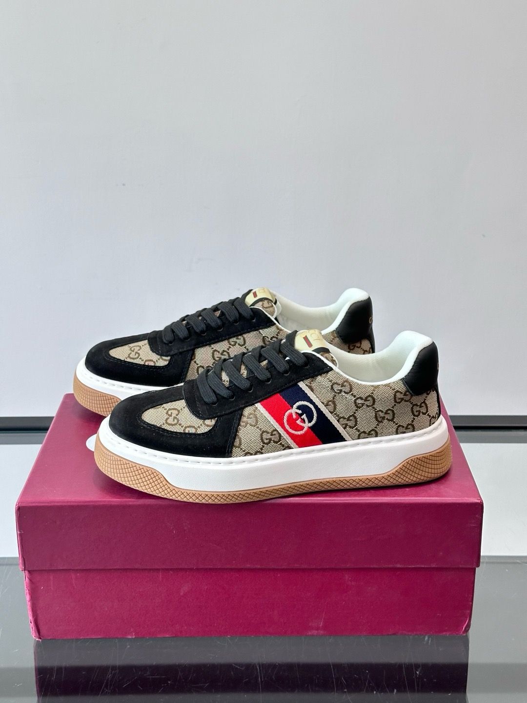 Gucci men shoes — KAOI04 Ophidia GG Classic Monogram Sneakers