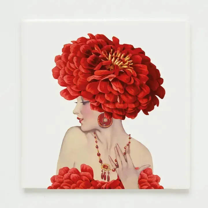 Wandtegel Lylies, lady in red