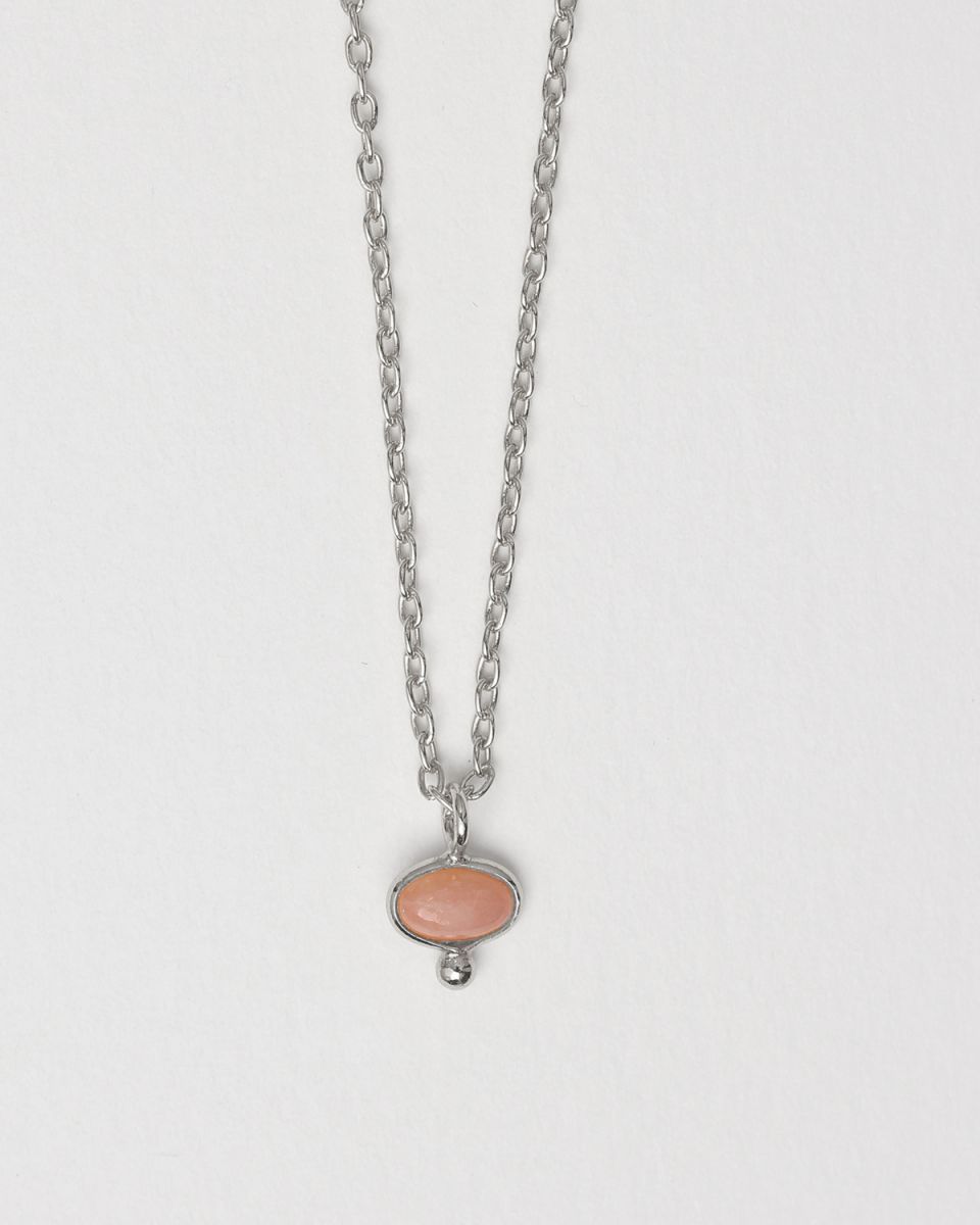 Zilver kettinkje met roze chalcedoniet