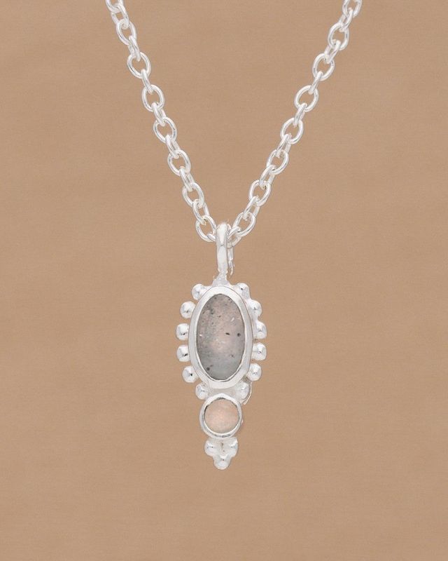 Zilver kettinkje met labradoriet