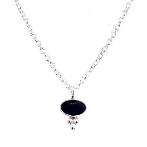 Zilver kettinkje met zwarte onyx