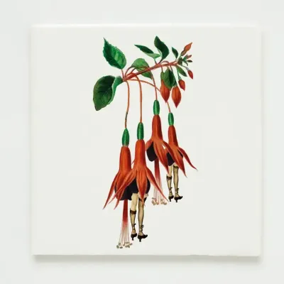 Wandtegel Lylies, fuchsia met beentjes