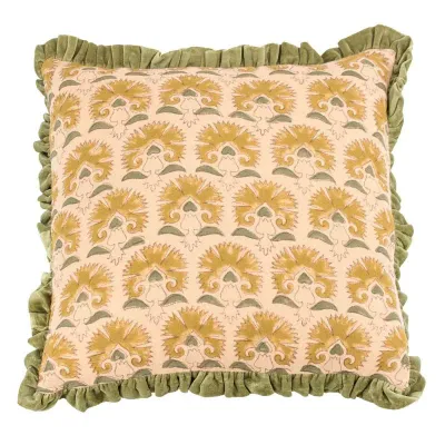 Kussen batik met roezels roze