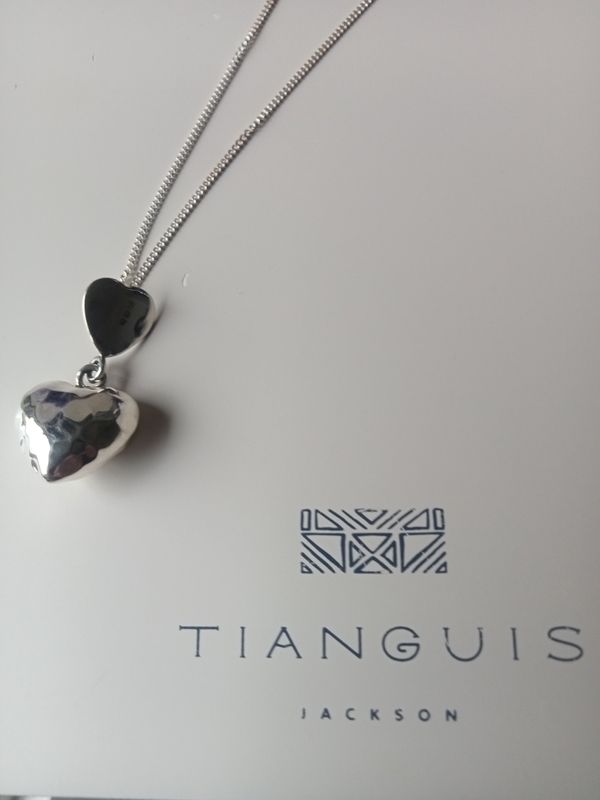 Tianguis Jackson double heart pendant