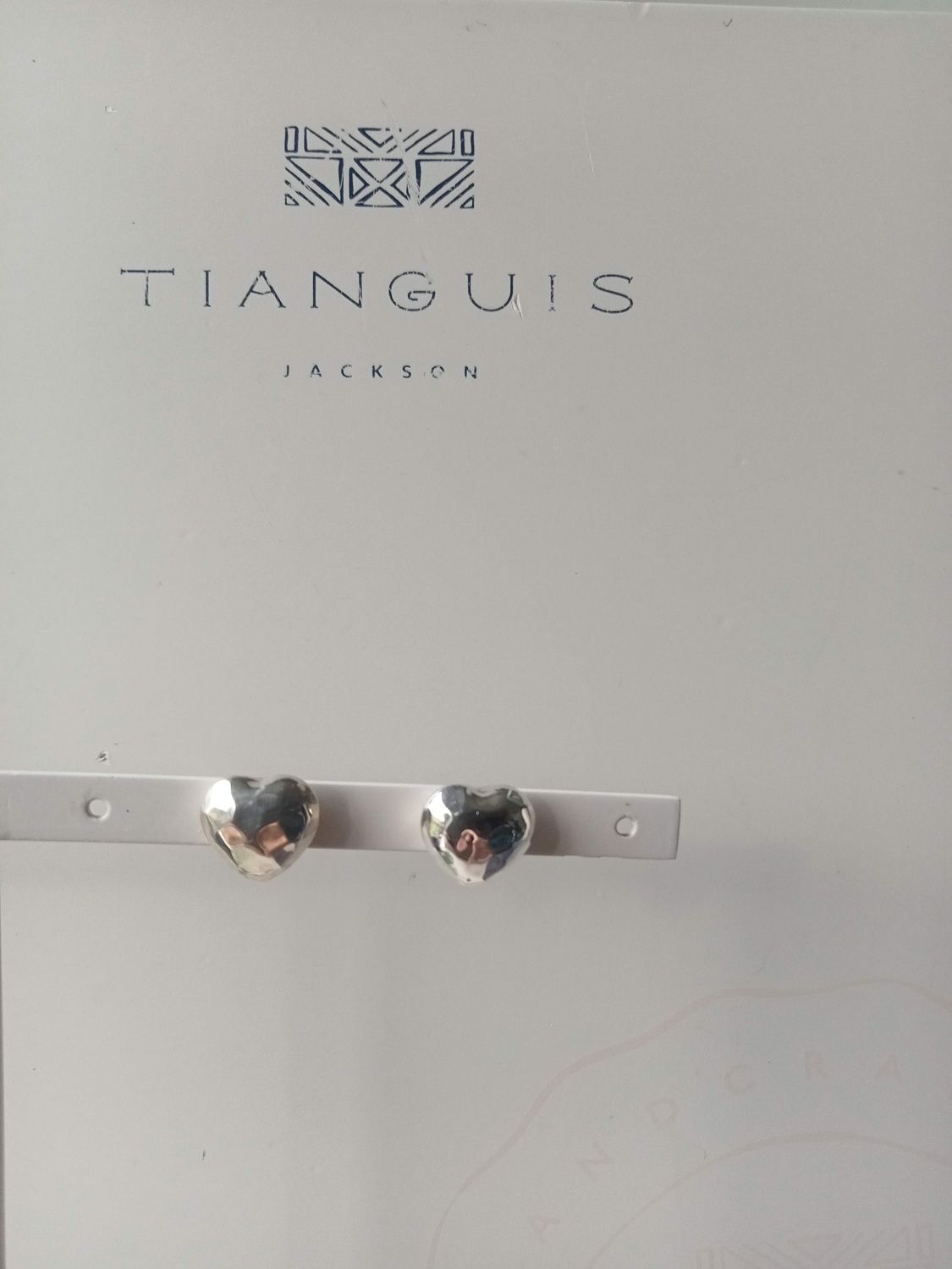 Tianguis Jackson hammered heart studs