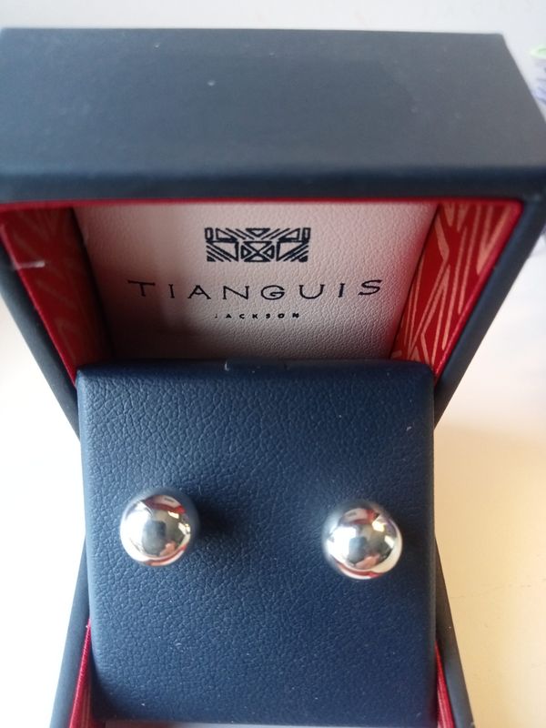 Tianguis Jackson silver ball stud earrings