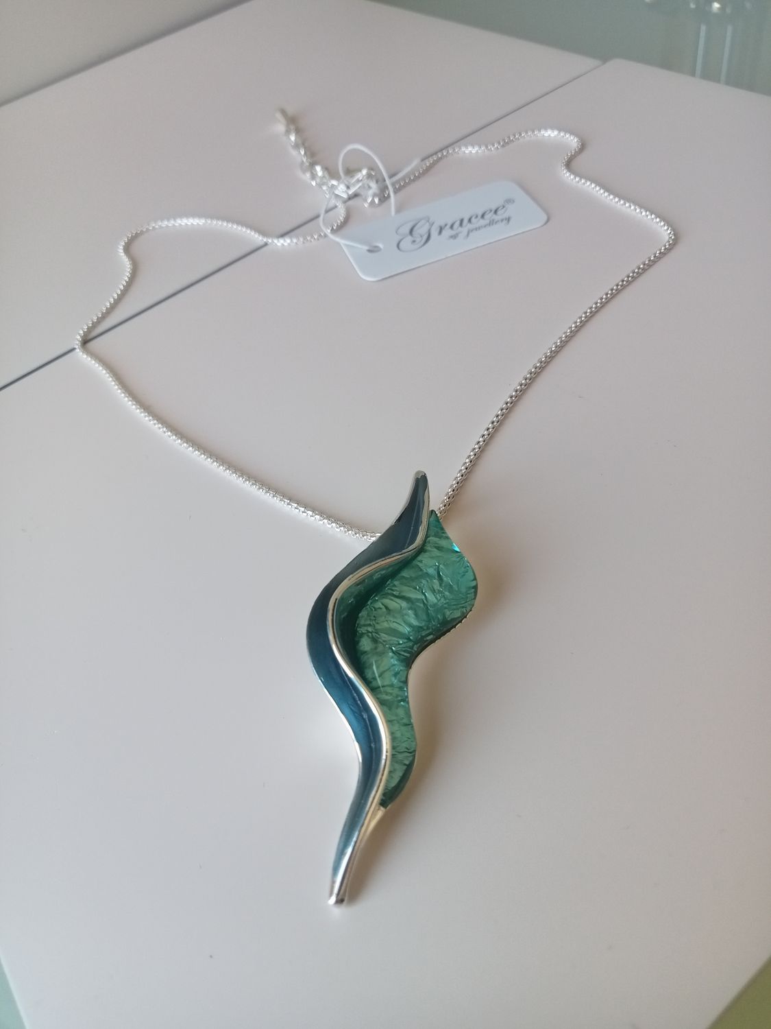 Curved Green Pendant