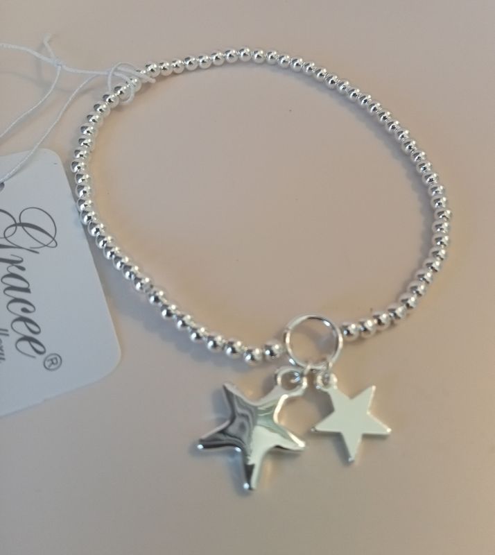 Elasticated star bracelet