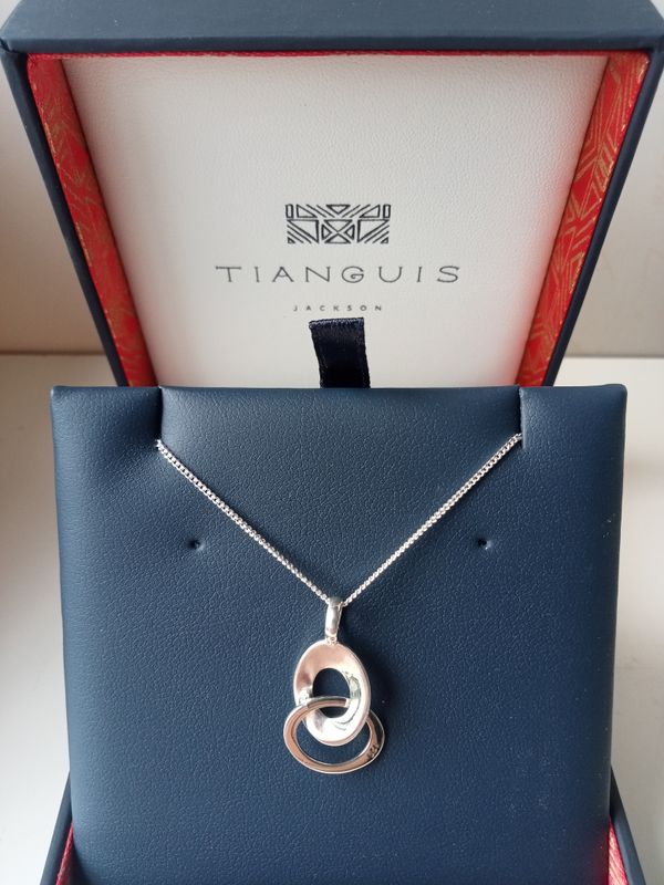 Tianguis Jackson Two Ovals Pendant