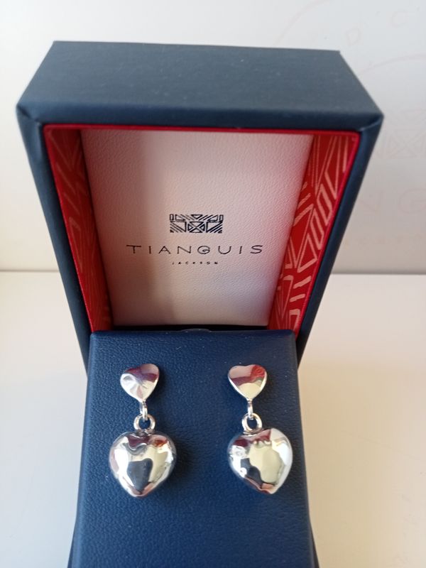 Tianguis Jackson Double heart drop earrings