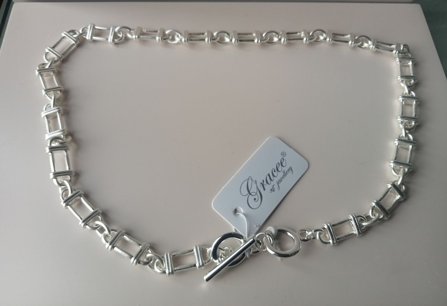 Chunky oval link with bars necklace