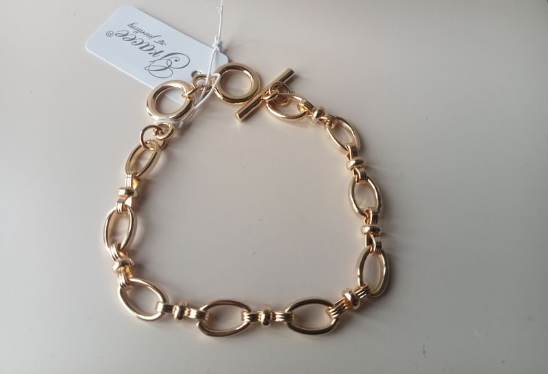 Fancy Link gold tone bracelet