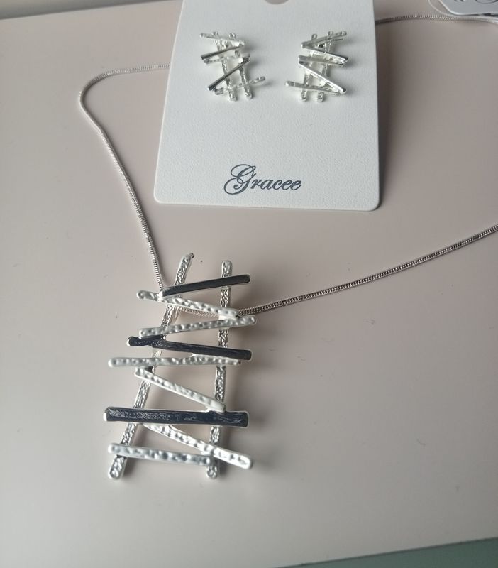 Sticks ladder earrings silver tone