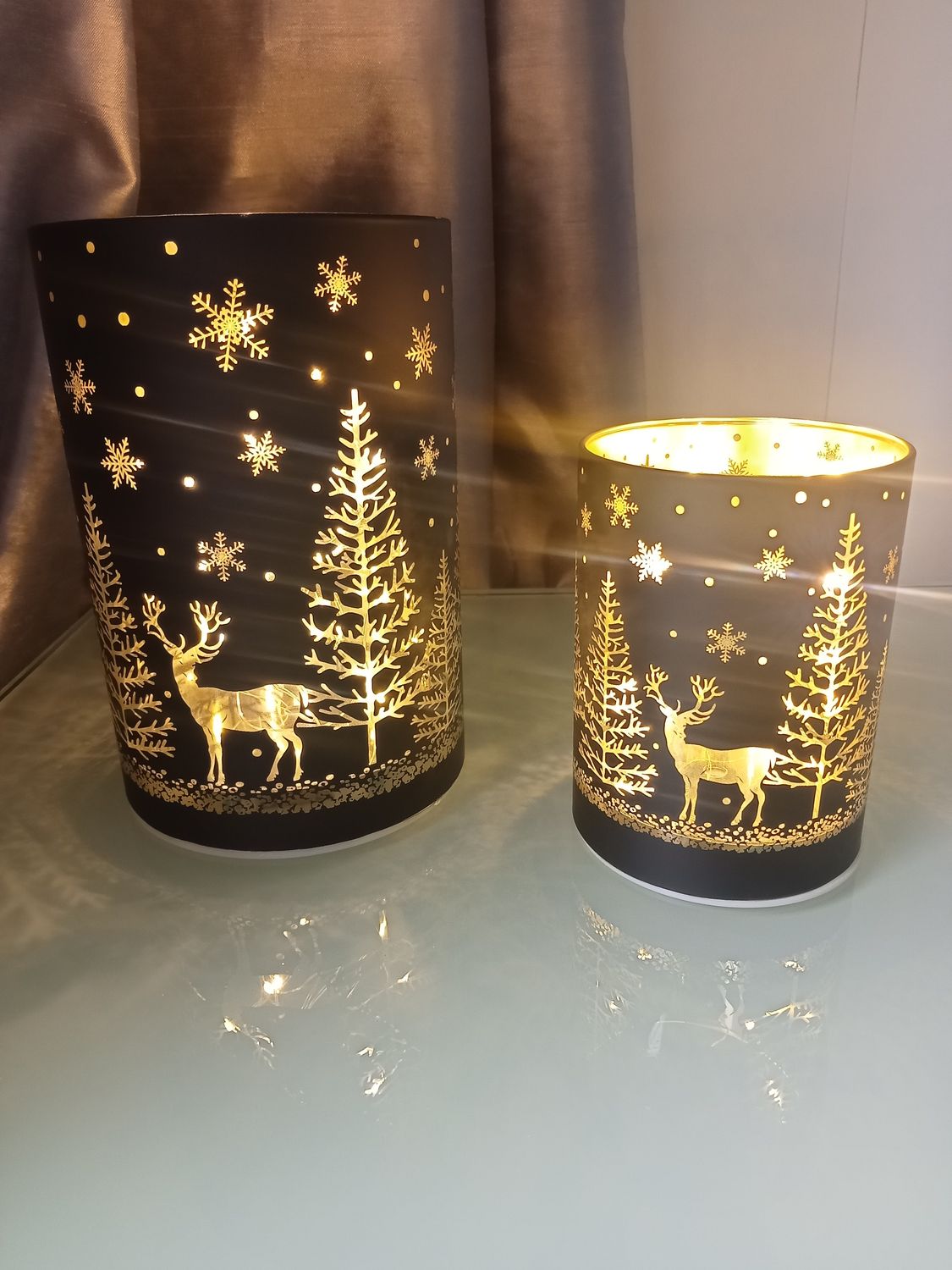 Xmas Glow Snowflake Forest SMALL - Black