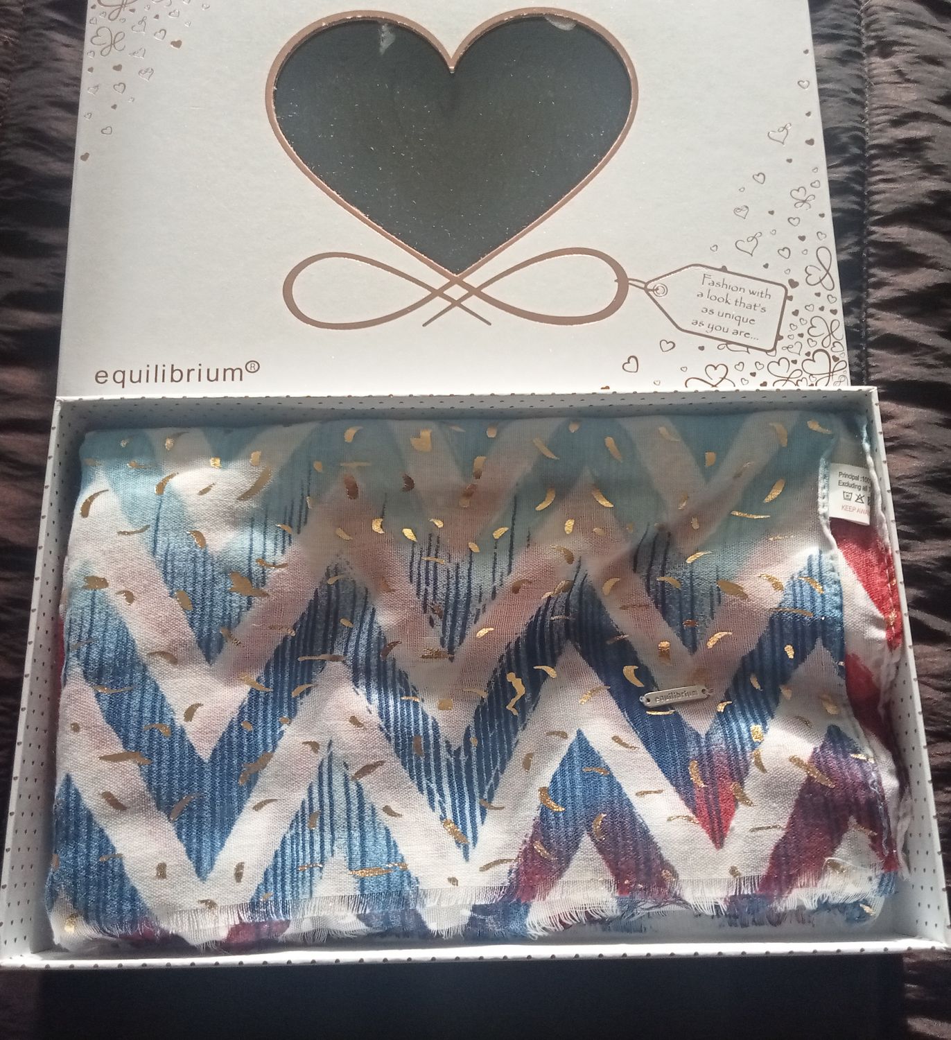 Equilibrium scarf with stripes in Blue