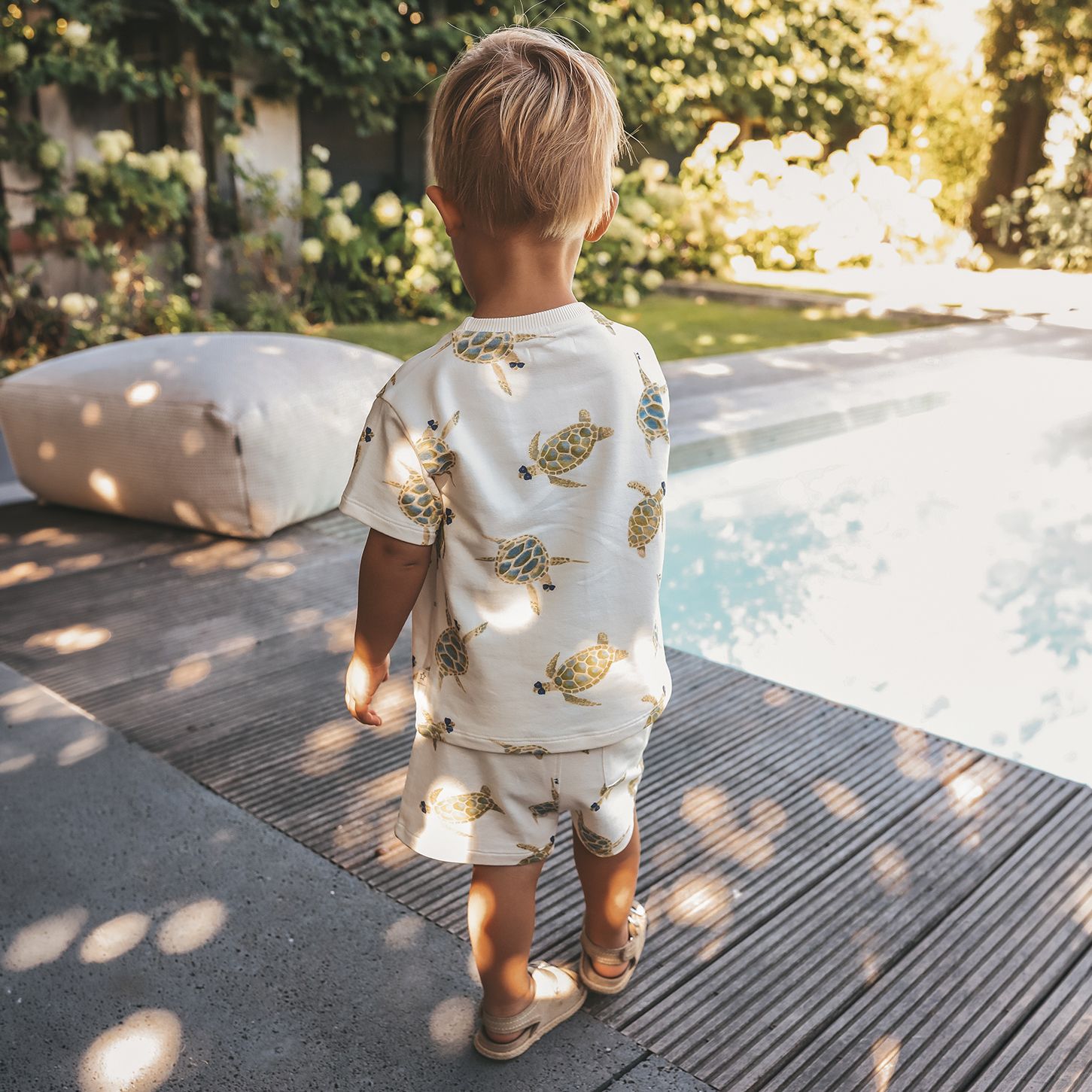 Cool Turtle | Oversized Tee