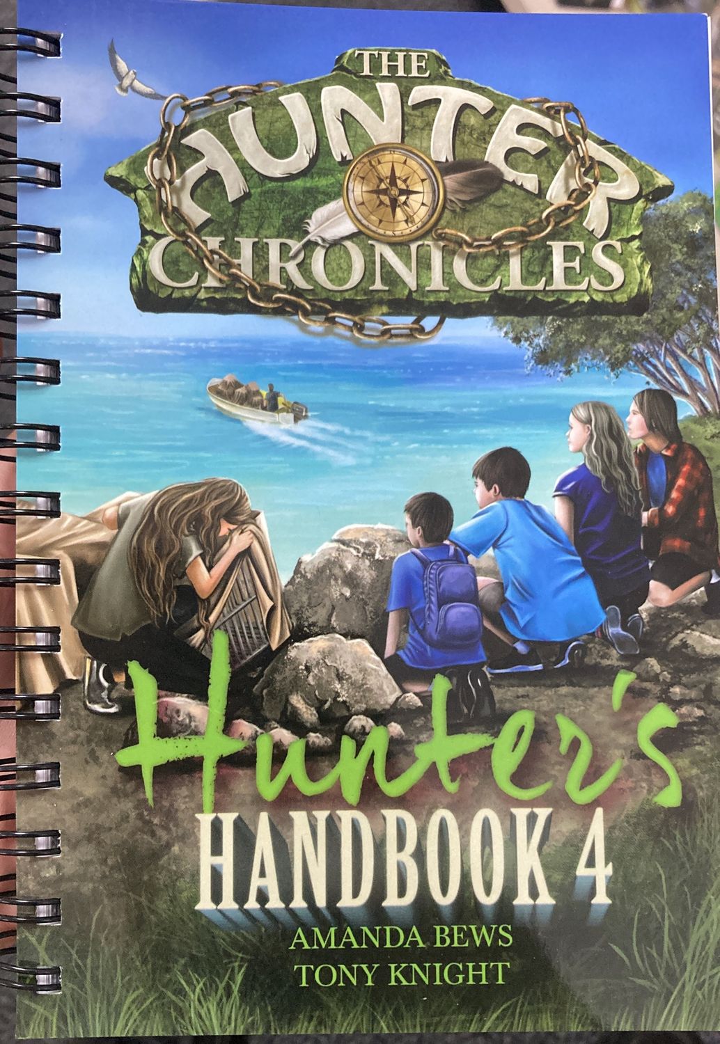 Hunter&#39;s Handbook 4 (Hunter Chronicles)