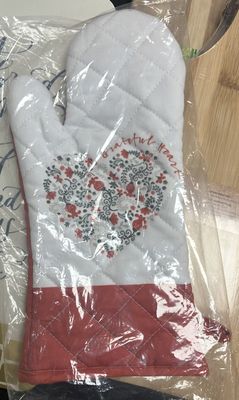 Oven Mitt Quilted Grateful Heart.