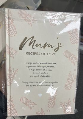 Jnl Mum’s Recipes of Love HC.