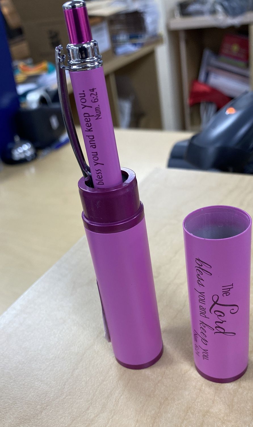Pen &amp; Case Pink Love Is Patient