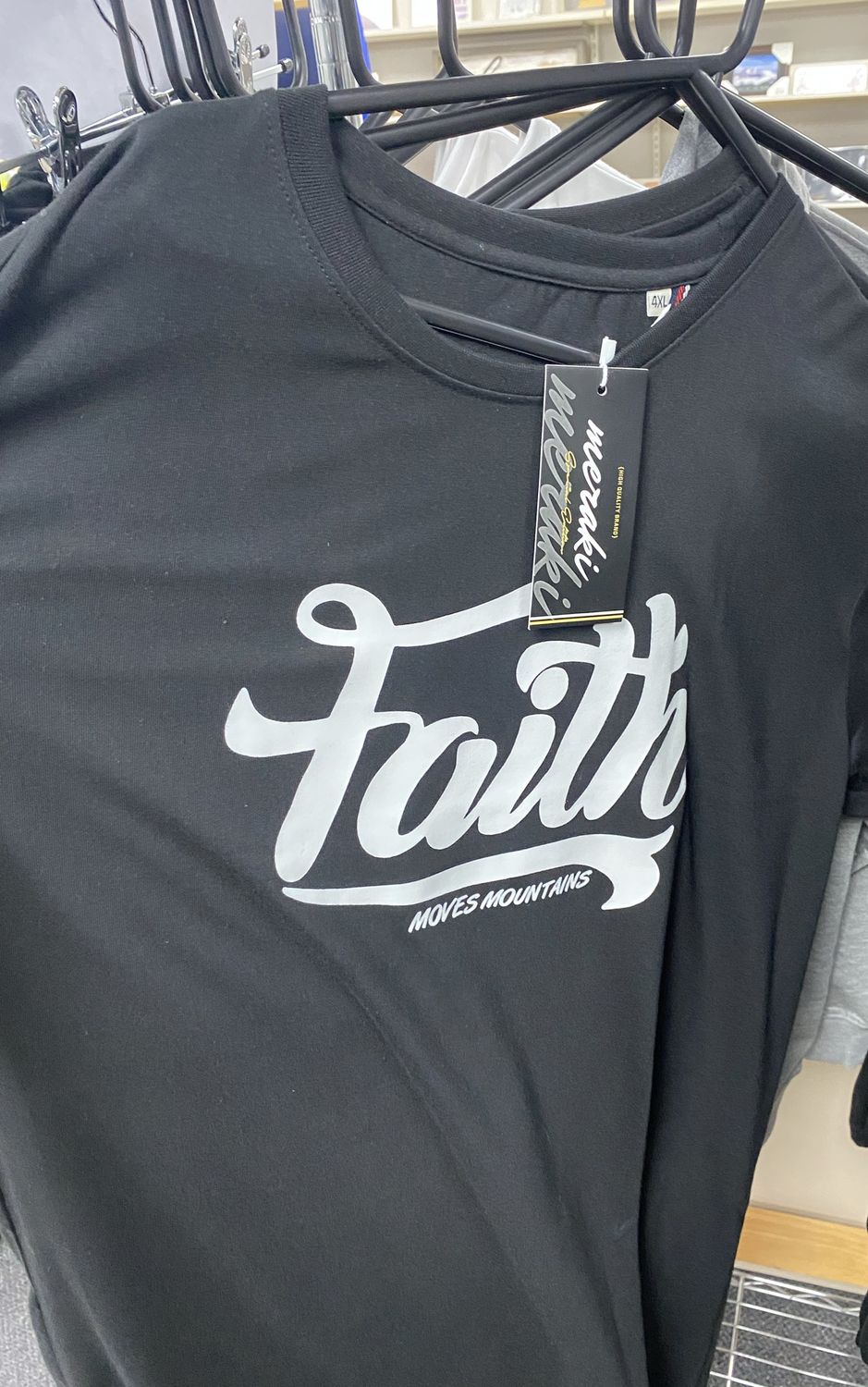 Tshirt Faith Moves Mountain Black Lge
