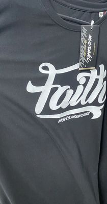 Tshirt Faith Moves Mountain Black Med