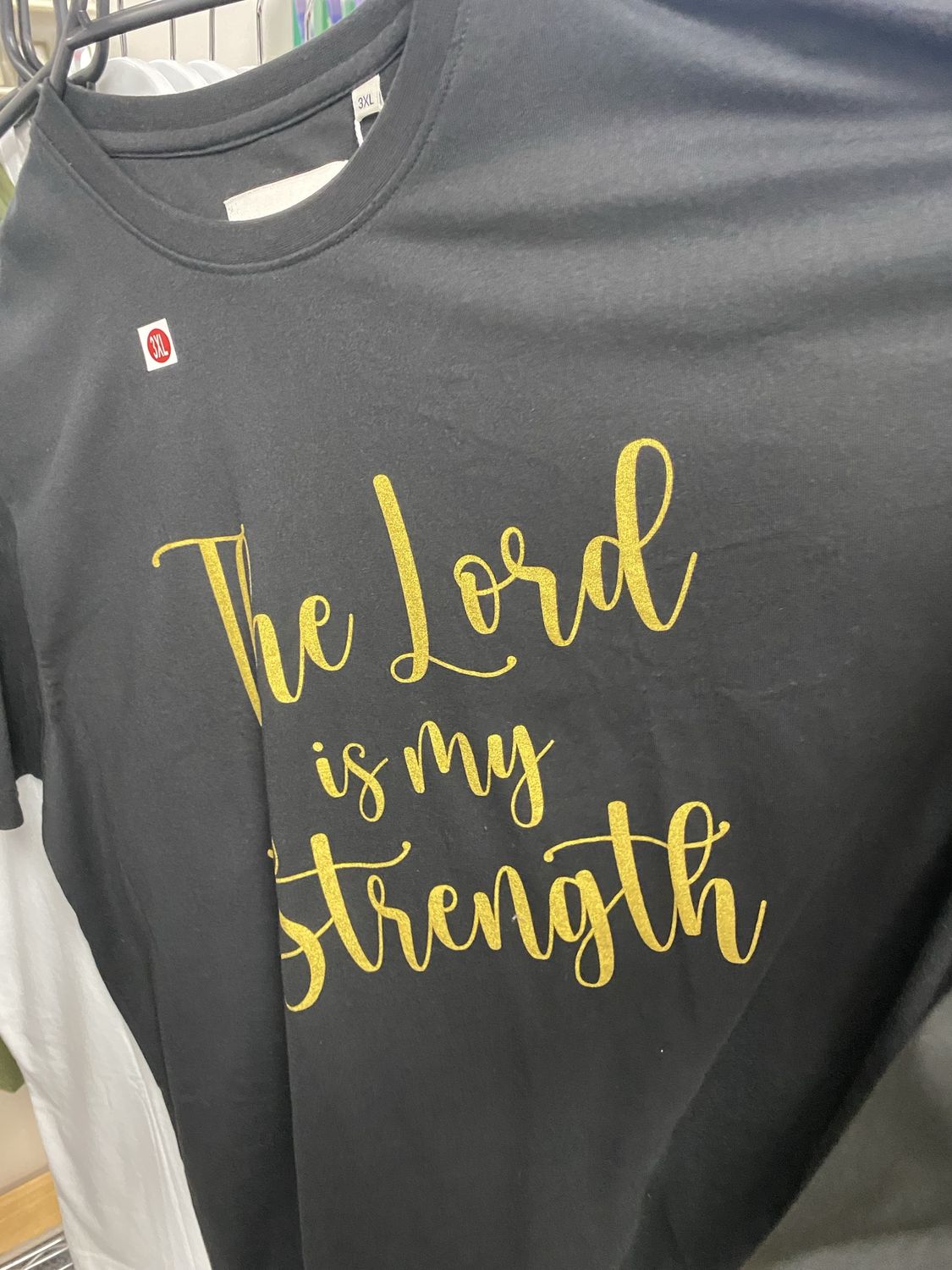 Tshirt Lord is My Strength Black MED