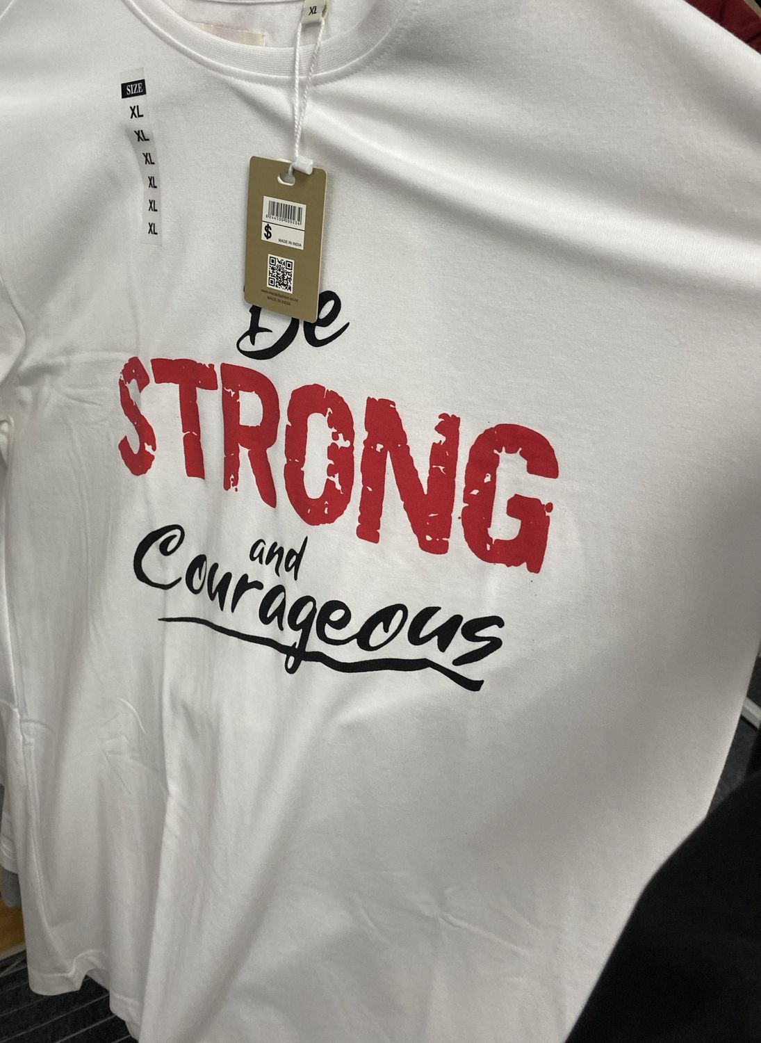 Tshirt Be Strong &amp; Courageous White XL