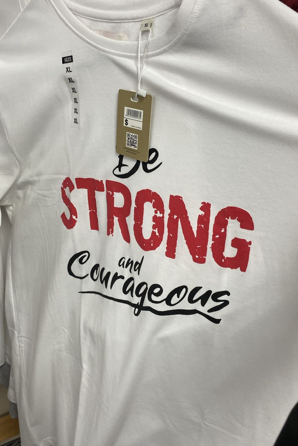 Tshirt Be Strong &amp; Courageous White MED