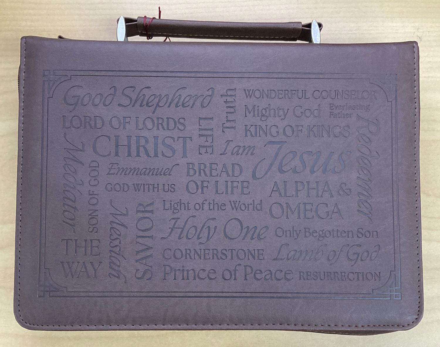 Bible Case XL Names of Jesus Walnut Brown