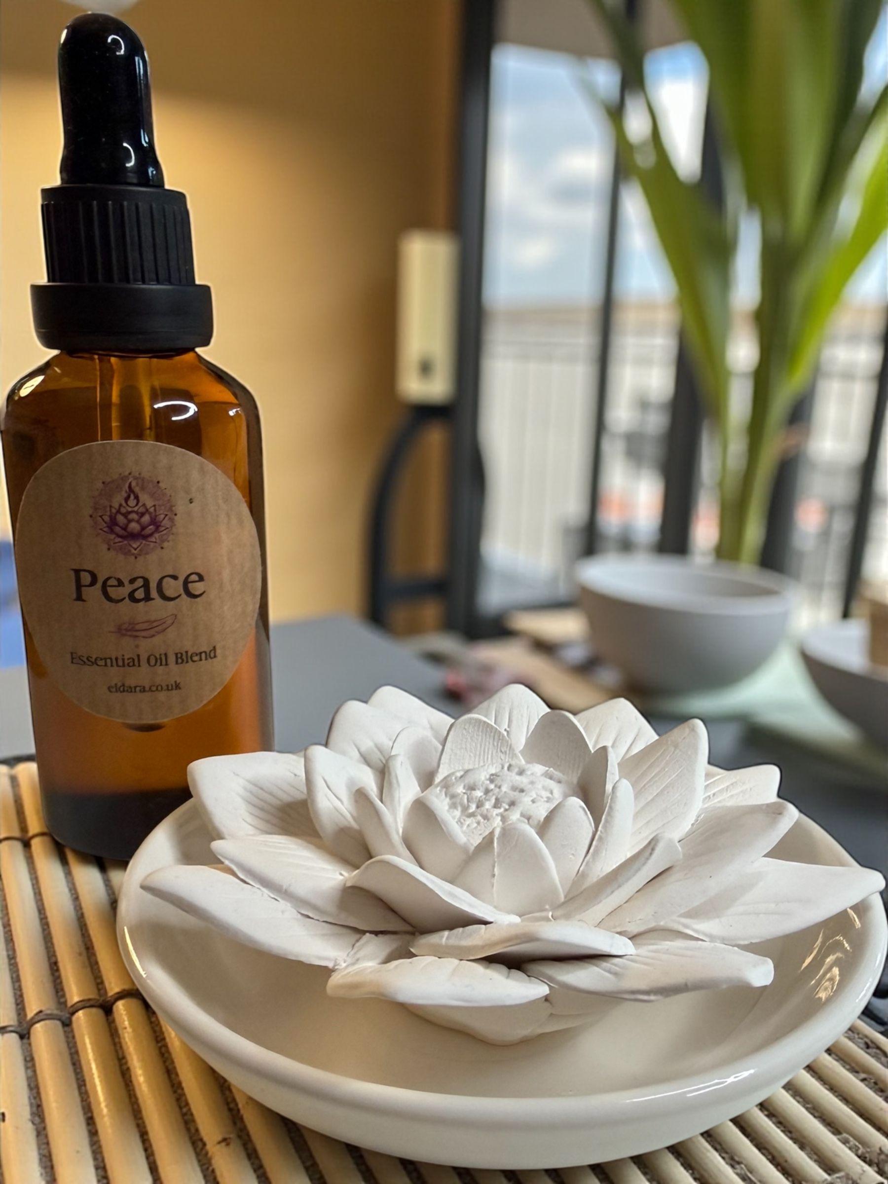 Lotus Flower Diffuser - Peace Essential Oil Blend