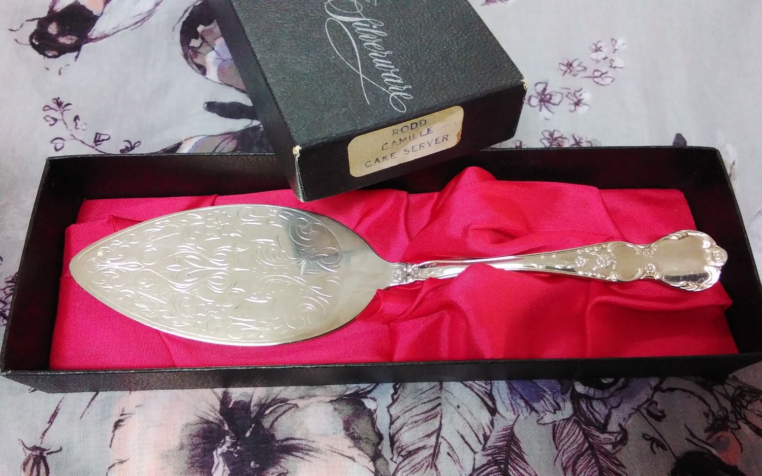 Rodd Silverware "Camille" cake slice