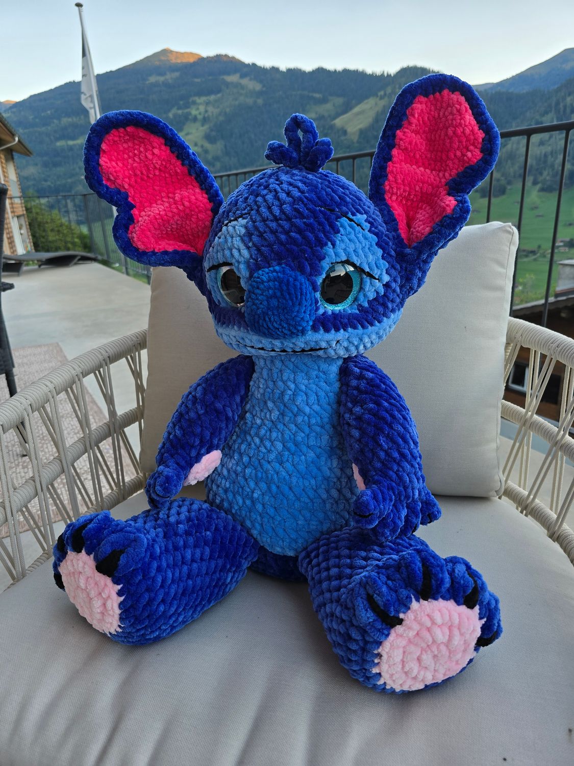 XL Stitch