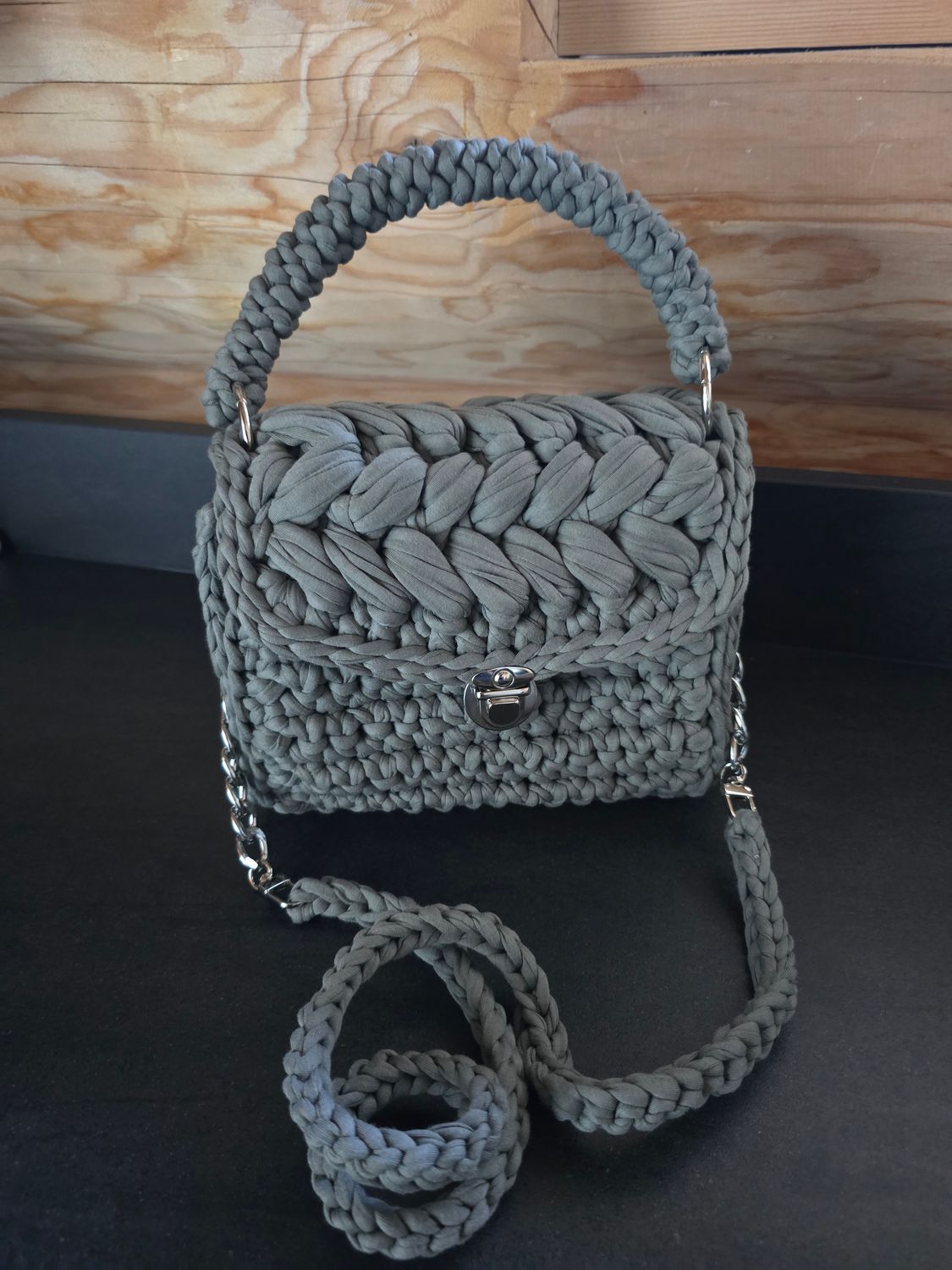 Hand- und Umhänge Tasche