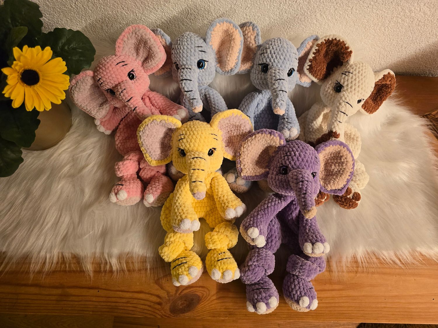 "Nuscheli" Elefant "Elmo, Lisa, Kenny, Lily, Buddy"