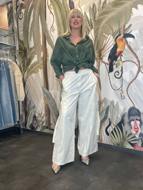 Pantalone con tasche "TWO WAY"