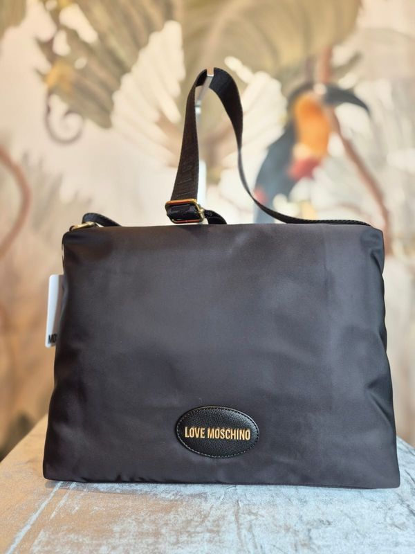 Tracolla nylon media grandezza LOVE MOSCHINO