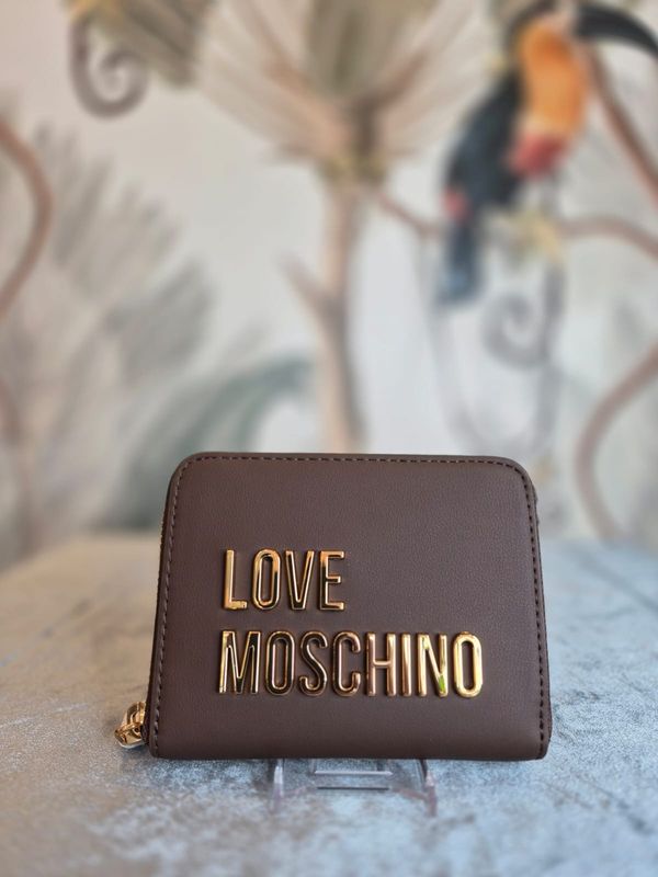 Portafoglio scritta oro LOVE MOSCHINO