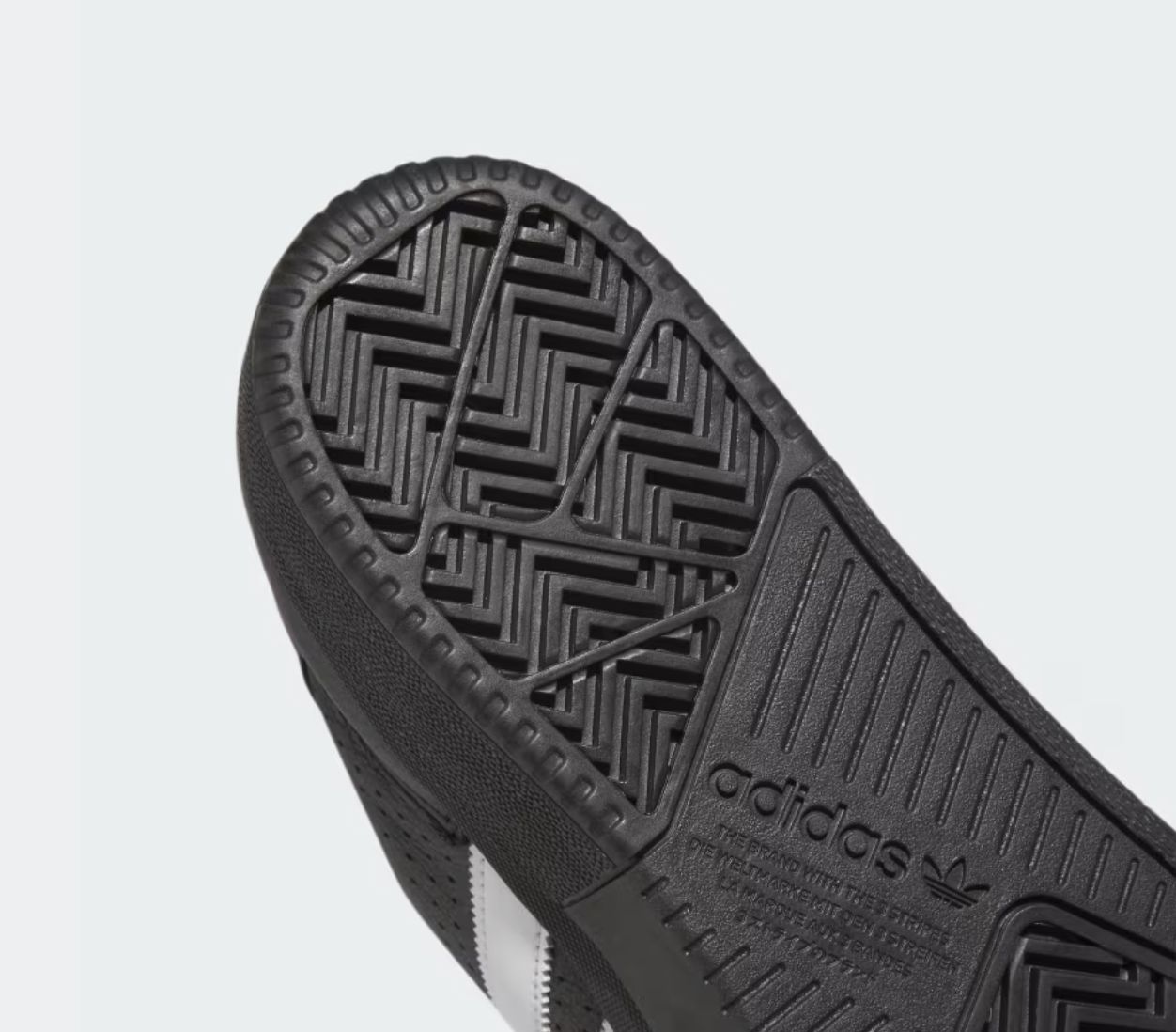 ADIDAS TYSHAWN LOW SHOE - BLACK/WHITE/GOLD METALLIC