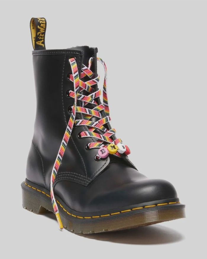 DR MARTENS 140CM FRIENDSHIP FLAT LACES (8-10 EYE)- YELLOW
