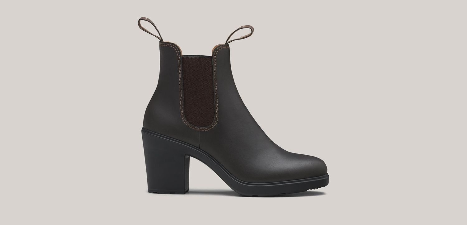 BLUNDSTONE WOMENS #2366 ELASTIC SIDED HEEL BOOT- STOUT BROWN