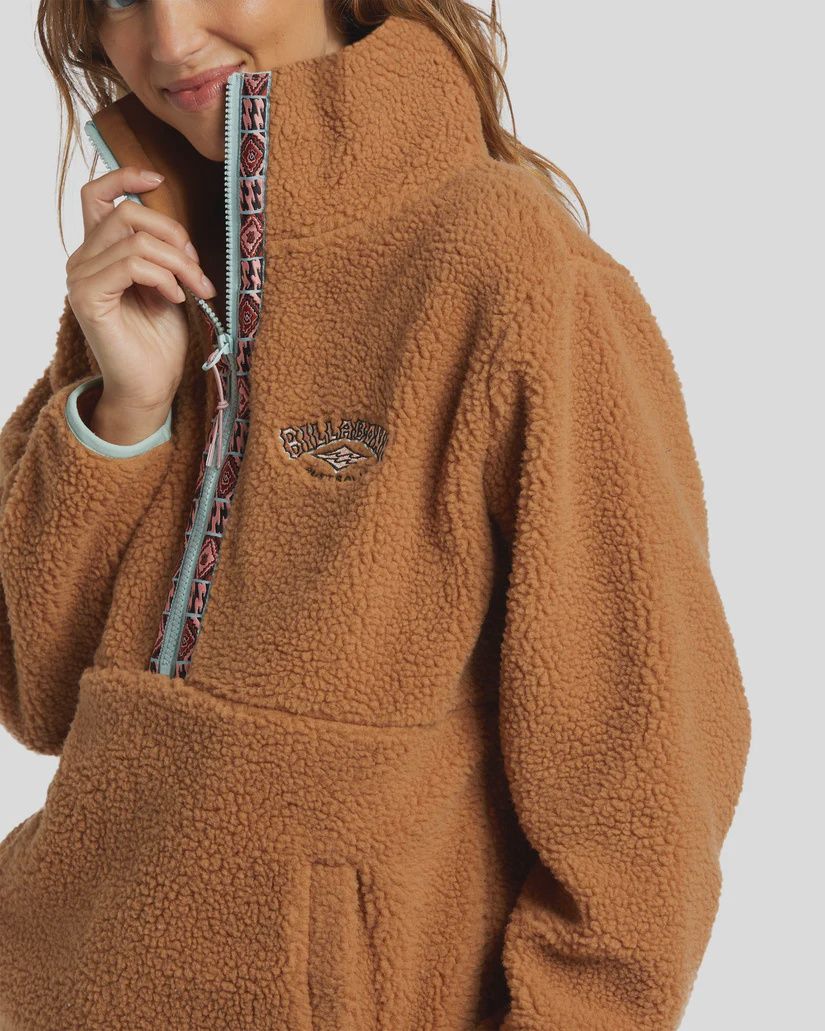 BILLABONG WOMENS HORIZON MOCK NECK FLEECE - SANDALWOOD