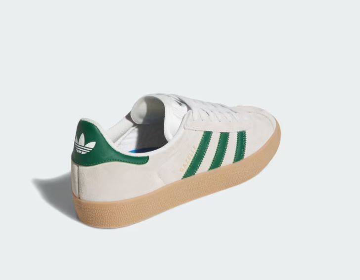 ADIDAS UNISEX GAZELLE ADV SHOE - CRYSTALWHITE/GREEN/GUM4