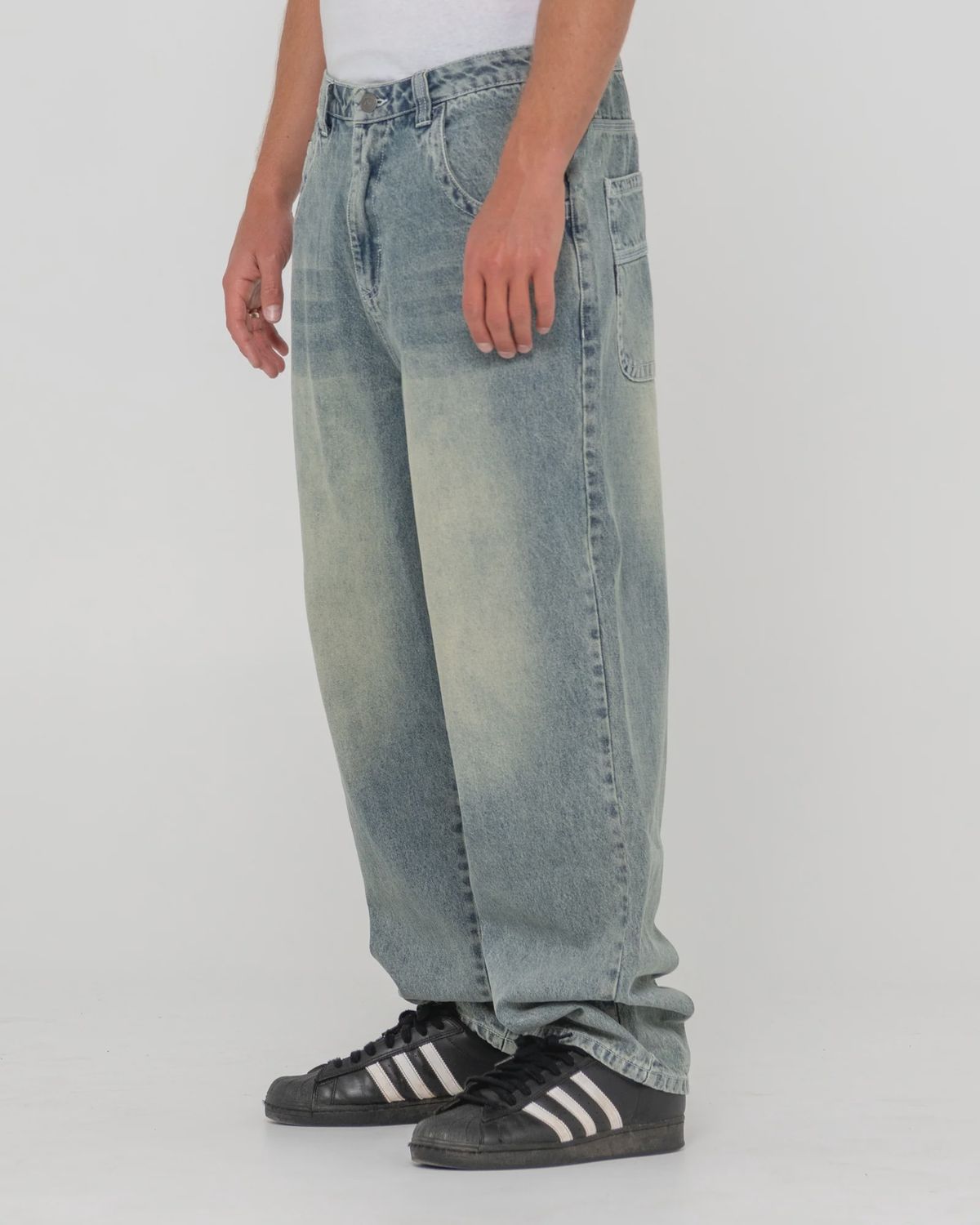 RUSTY MENS TRUSTY TAPERED DENIM JEAN - DIRTY DAWG
