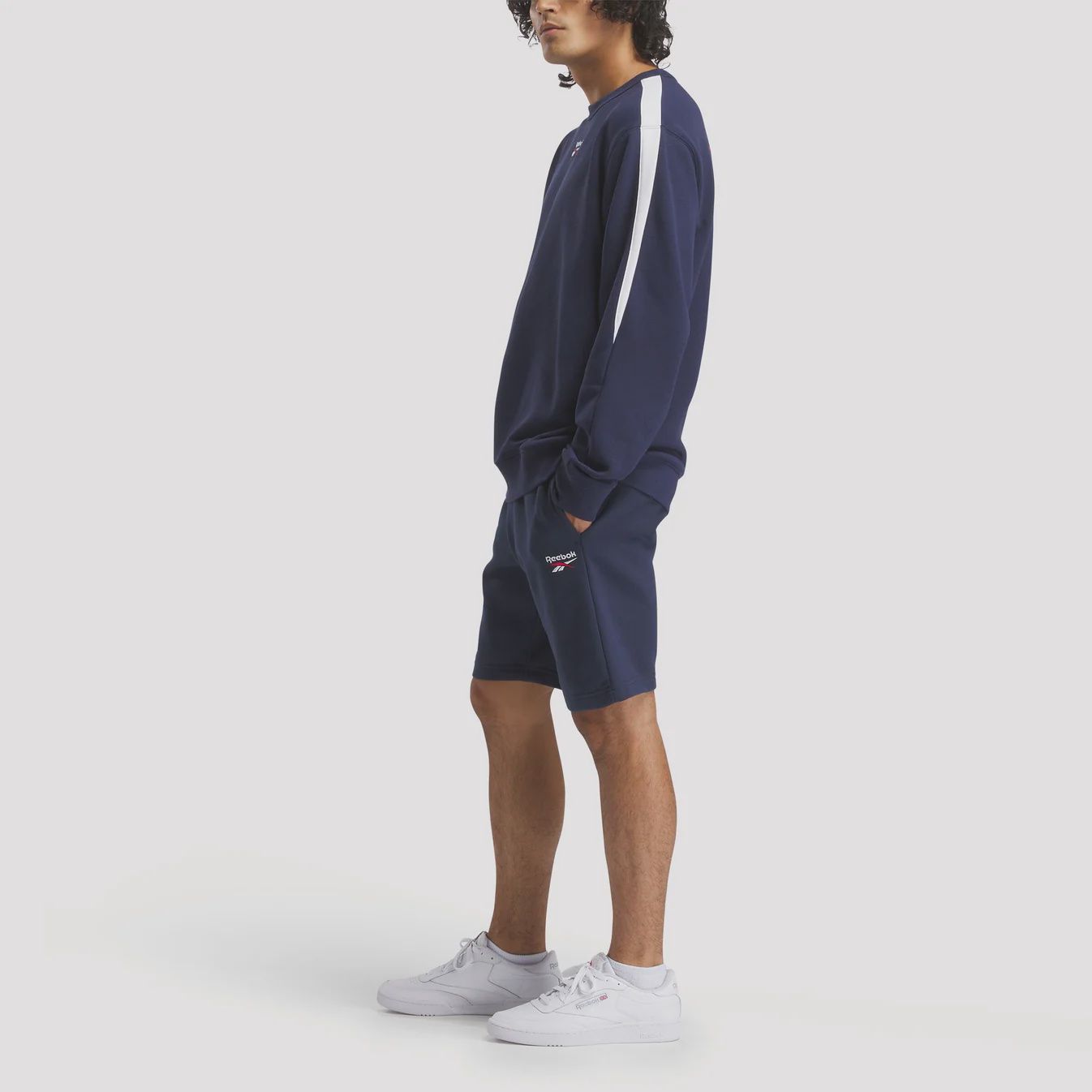 REEBOK MENS RI CROSS CHECK CREW - VECTOR NAVY