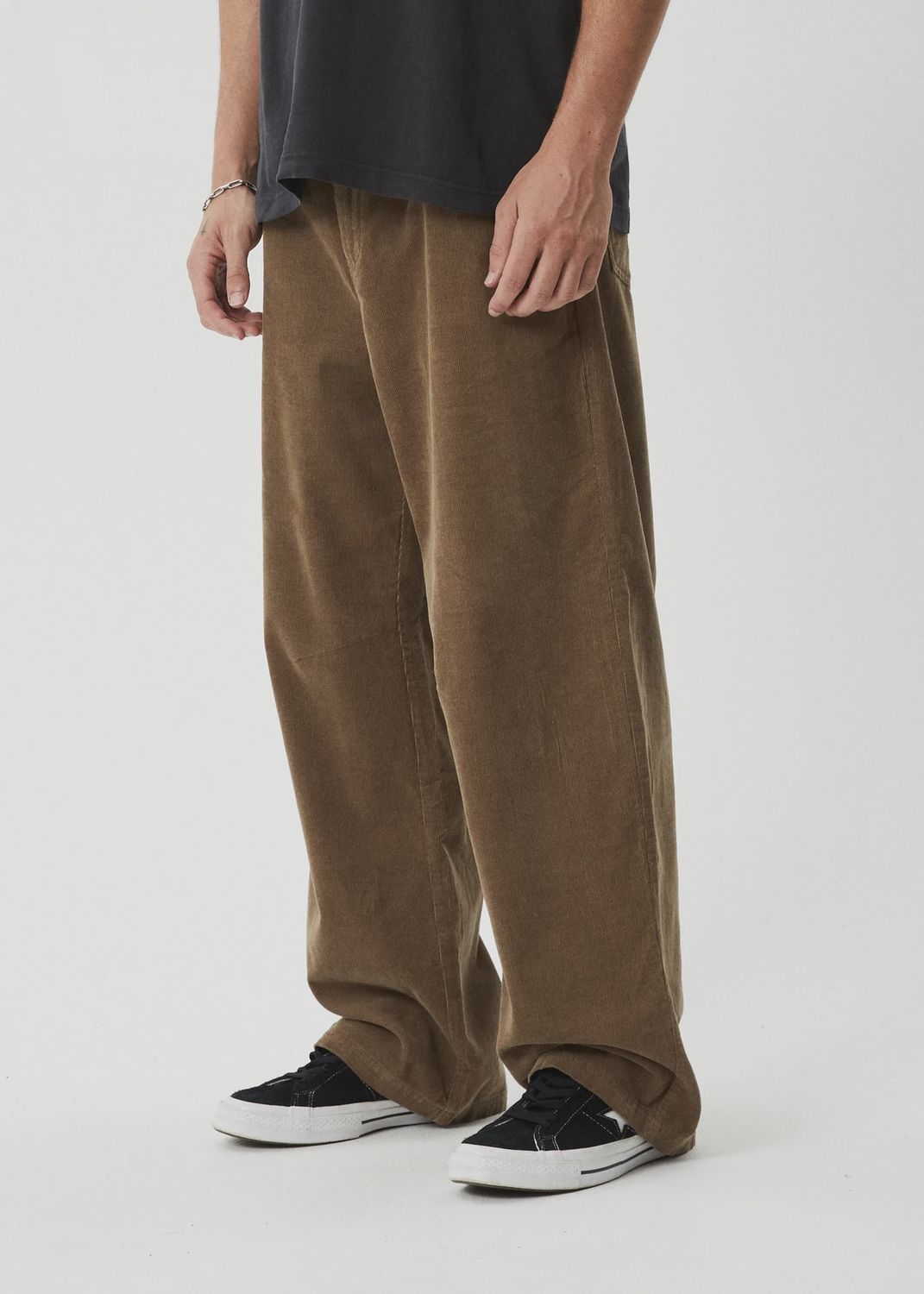 AFENDS MENS WELCOME BACK - BAGGY PLEATED PANT - FOSSIL